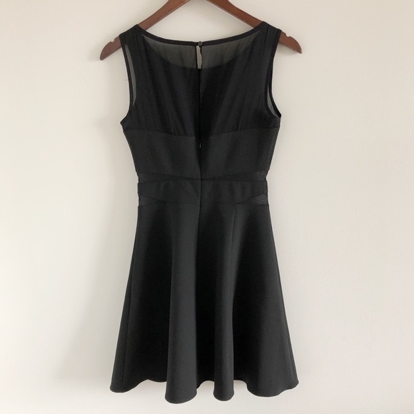 Elizabeth & James Black Fit & Flare Mesh Dress - Picture 6 of 10